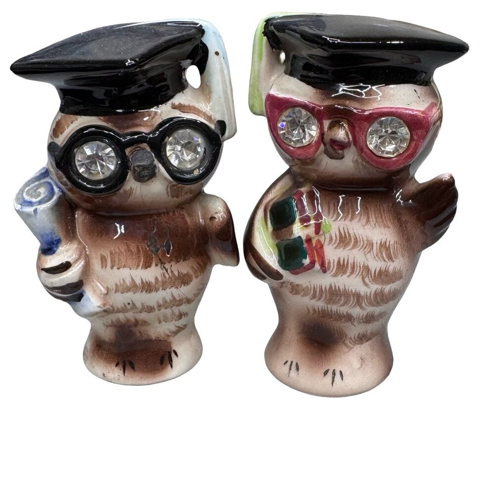 Graduation Wise Wide Eyed Owl Salt & Pepper Shakers Lefton Japan Ceramic Set SEE